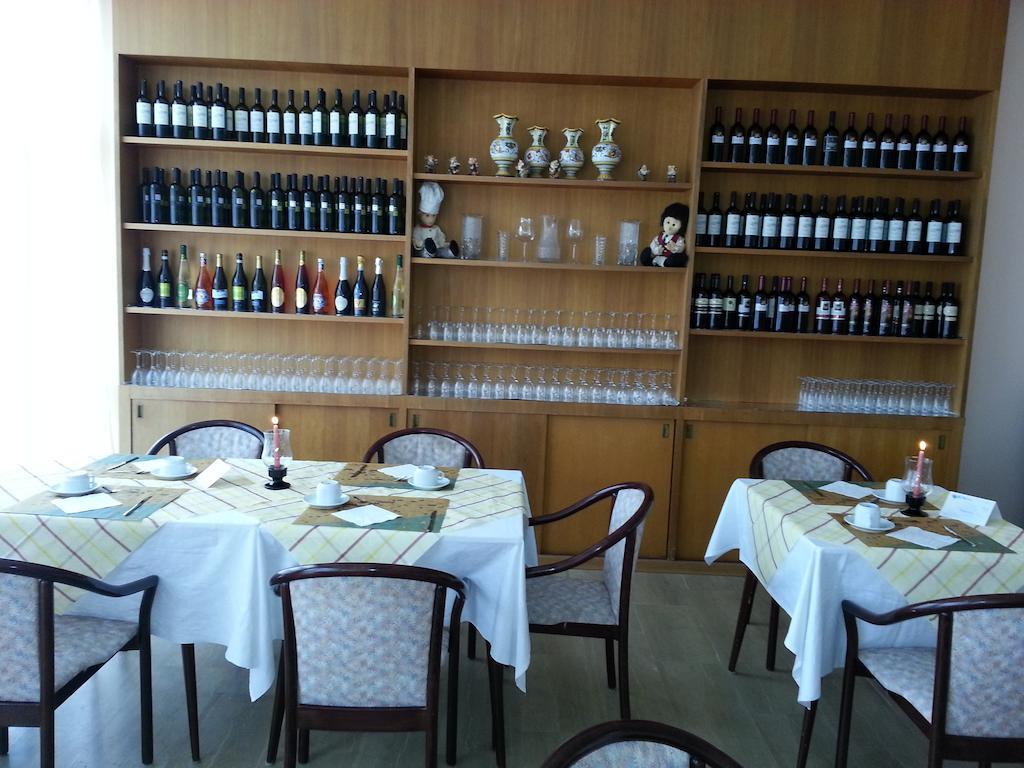 Hotel Glenn Ρίμινι Εξωτερικό φωτογραφία