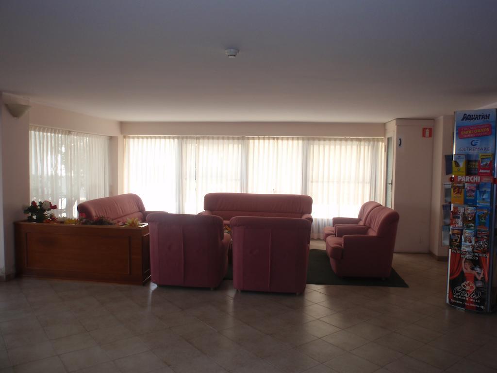 Hotel Glenn Ρίμινι Εξωτερικό φωτογραφία