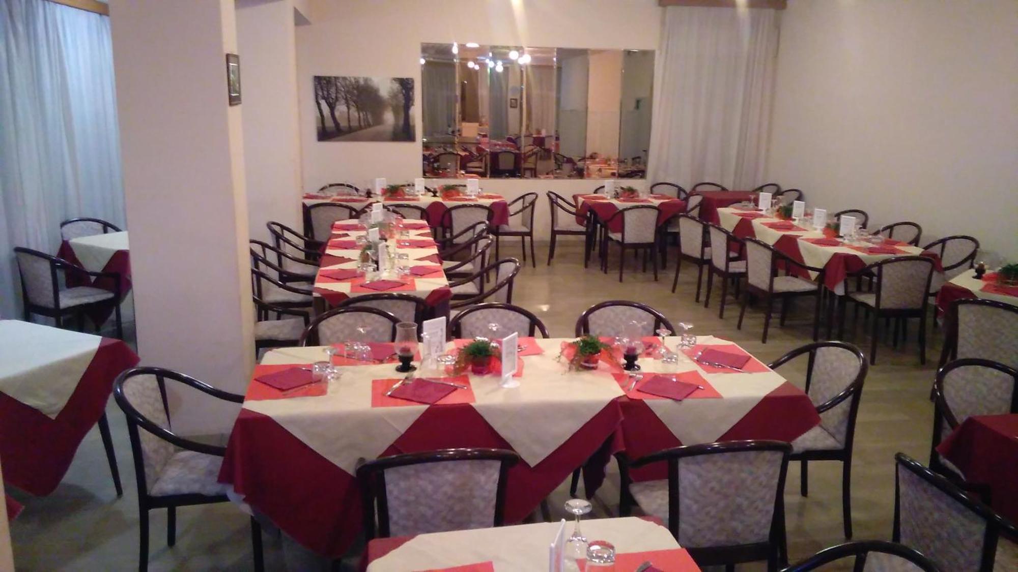 Hotel Glenn Ρίμινι Εξωτερικό φωτογραφία