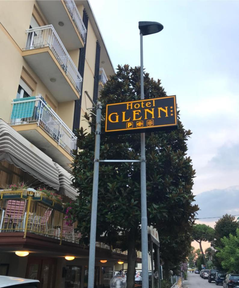 Hotel Glenn Ρίμινι Εξωτερικό φωτογραφία