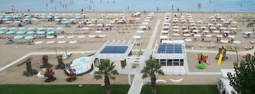 Hotel Glenn Ρίμινι Εξωτερικό φωτογραφία